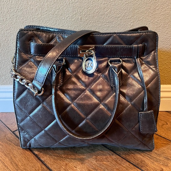 Michael Kors Hamilton Large Quilted Tote Bag - Picture 1 of 16